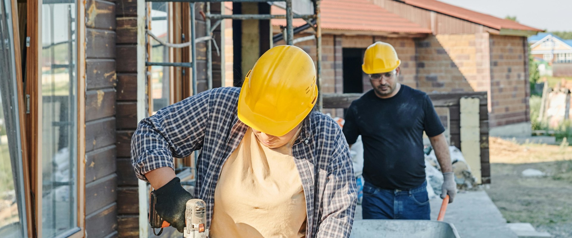 Maximizing Your Deck Construction In Mableton, GA With Professional Gutter Contractors