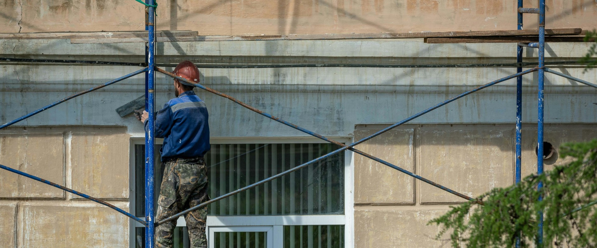 Seamless Solutions: How Gutter Repair In Rockwall, TX Enhances Your New Deck Construction